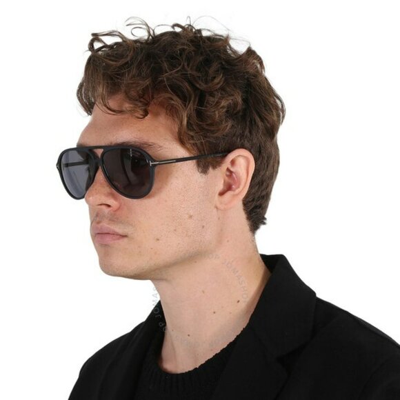 Tom Ford Women Shiny Black Smoke Pilot BRAND NEW Sunglasses SAMSON-02 FT0909/S - Picture 11 of 13